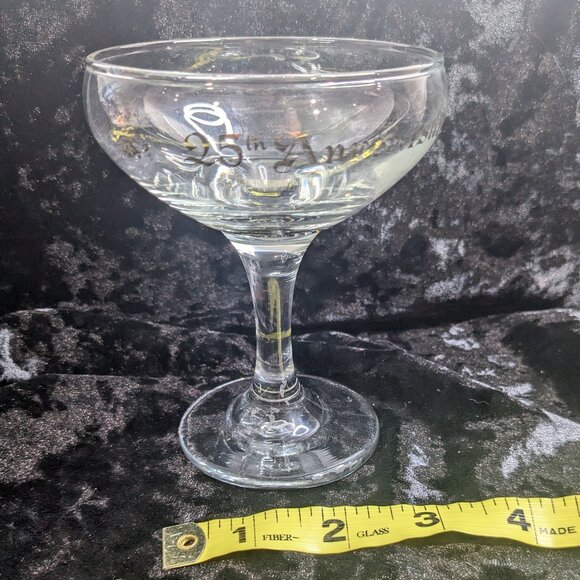 25TH ANNIVERSARY TOASTING CHAMPAGNE GLASSES WEDDING BELLS - Picture 4 of 4